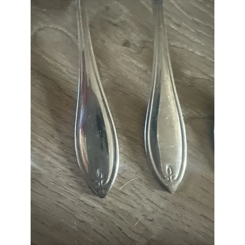 Oneida Stainless Temple 6 Place Oval Soup Spoon‎ 1 Teaspoon